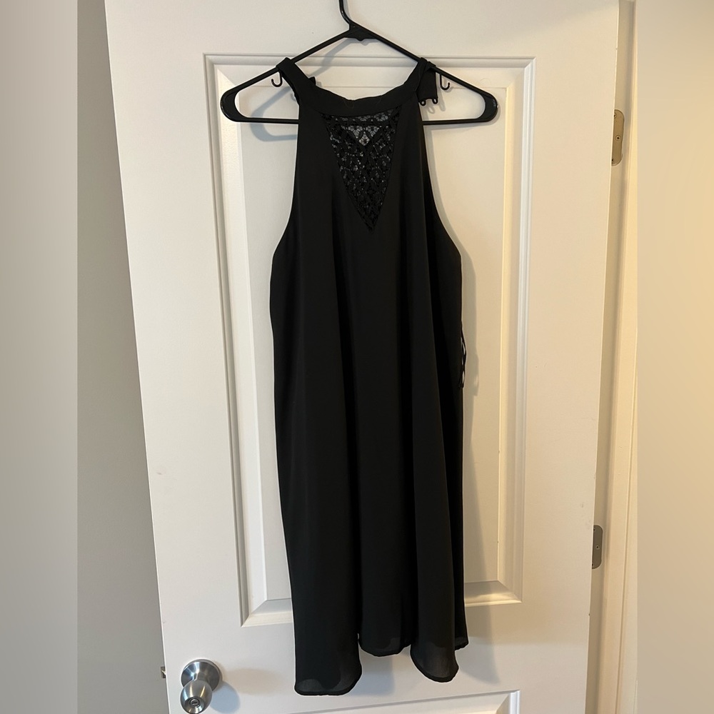 Black Dress - L